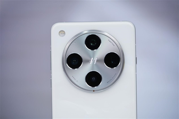 配备抓怕快启键!OPPO Find X8 Pro图赏