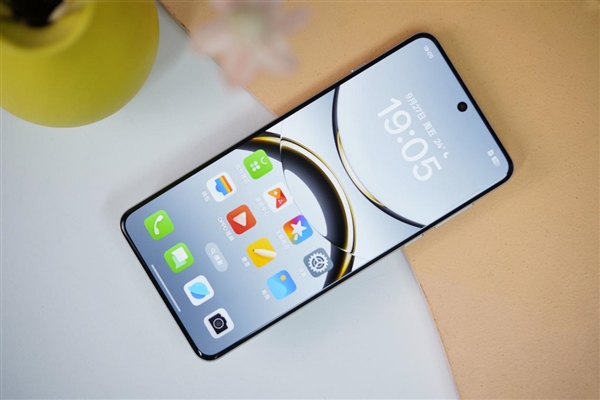 配备抓怕快启键!OPPO Find X8 Pro图赏