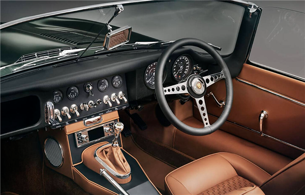 捷豹E-TYPE复刻版上市:2000小时纯手工打造 售价超过290万元