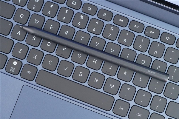 首次搞定苹果三件套！OPPO Pad 3 Pro图赏