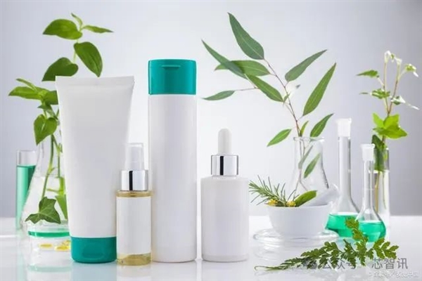 为何晶圆厂里的女性禁止化妆:揭秘这背后隐藏的良率杀手