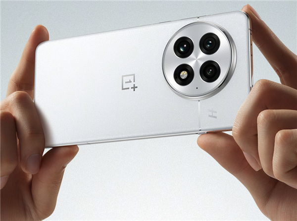 一加13全球首发第二代2K东方屏 李杰:唯一DisplayMate A++屏