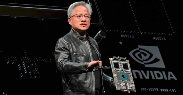 黄仁勋承认Blackwell GPU存在重大缺陷!已完美解决