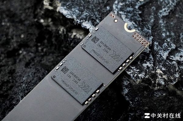 长江存储PC41Q上手:高效能OEM固态硬盘新力作