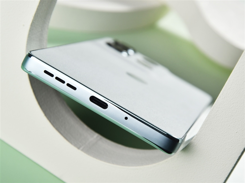 联想moto g75评测:1699元也可以有高品质AI手机