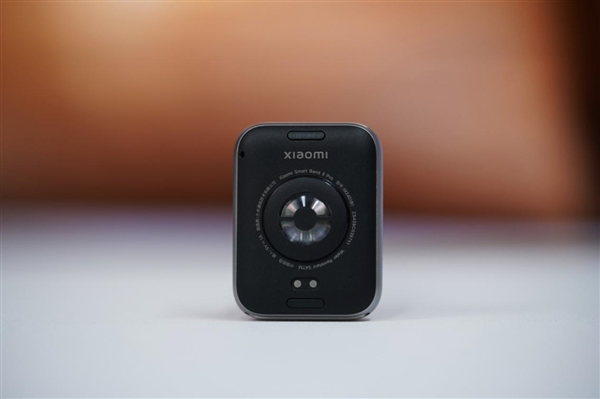 超大屏比手表还大!小米手环9 Pro图赏