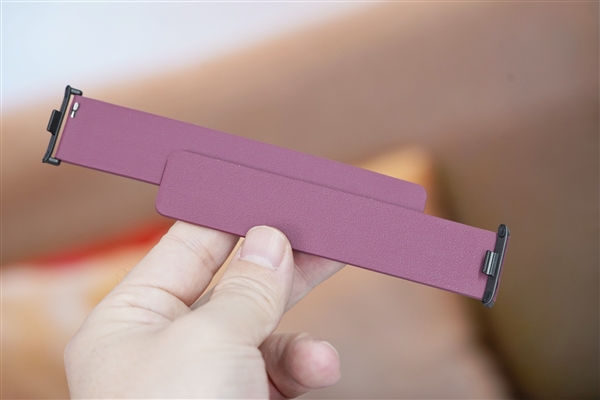 超大屏比手表还大!小米手环9 Pro图赏