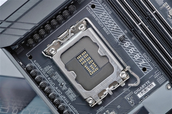 支持9500+内存!技嘉Z890 AORUS MASTER超级雕主板图赏