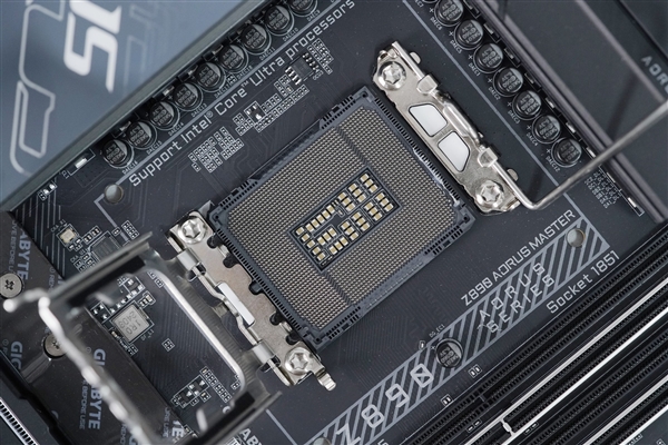 支持9500+内存!技嘉Z890 AORUS MASTER超级雕主板图赏