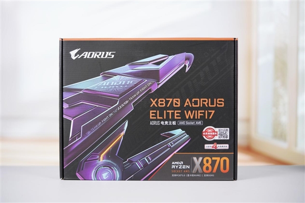 锐龙9000主流搭档!技嘉小雕X870 AORUS ELITE WIFI7图赏