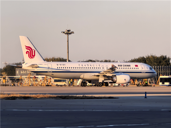 中国国航第二架C919大飞机交货!总计采购100架