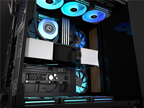 海盗船发布MP700 Elite PCIe 5.0 SSD:最高只能跑10GB/s