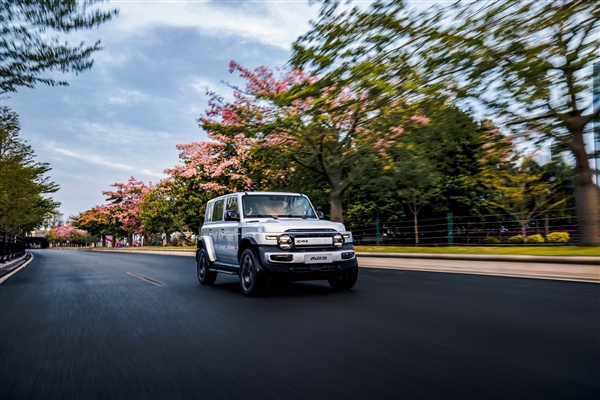 11万起干崩服务器！奇瑞iCAR V23预售订单突破31000台