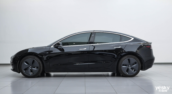 Model Y年终降价：特斯拉开始反击国产新能源汽车