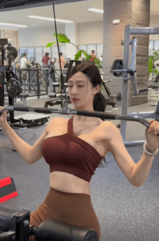 又一位