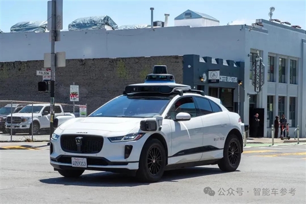 Robotaxi全球三强之一突然倒下：烧光700亿、事故不断金主果断断供