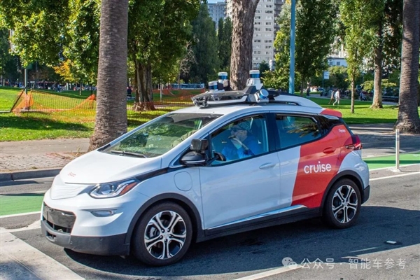 Robotaxi全球三强之一突然倒下：烧光700亿、事故不断金主果断断供