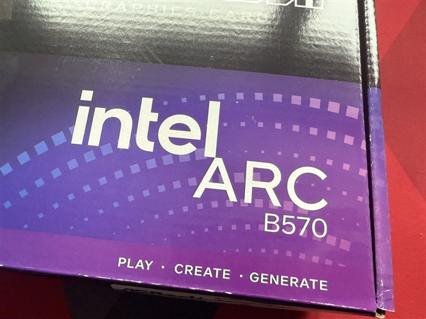 提前1个月！Intel第二款二代显卡锐炫B570到手了